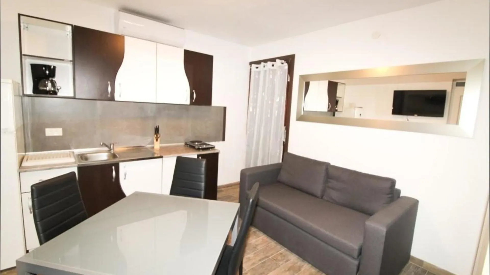 Ferienwohnung Fuer 4 Personen Ca 41 Qm In Bale, Istrien Istrische Riviera 0*, Bale